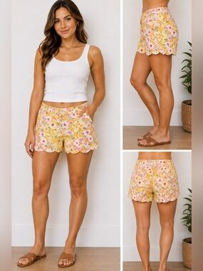 Crown & Ivy Shelby Floral Scalloped Shorts Size 16 Pink Yellow